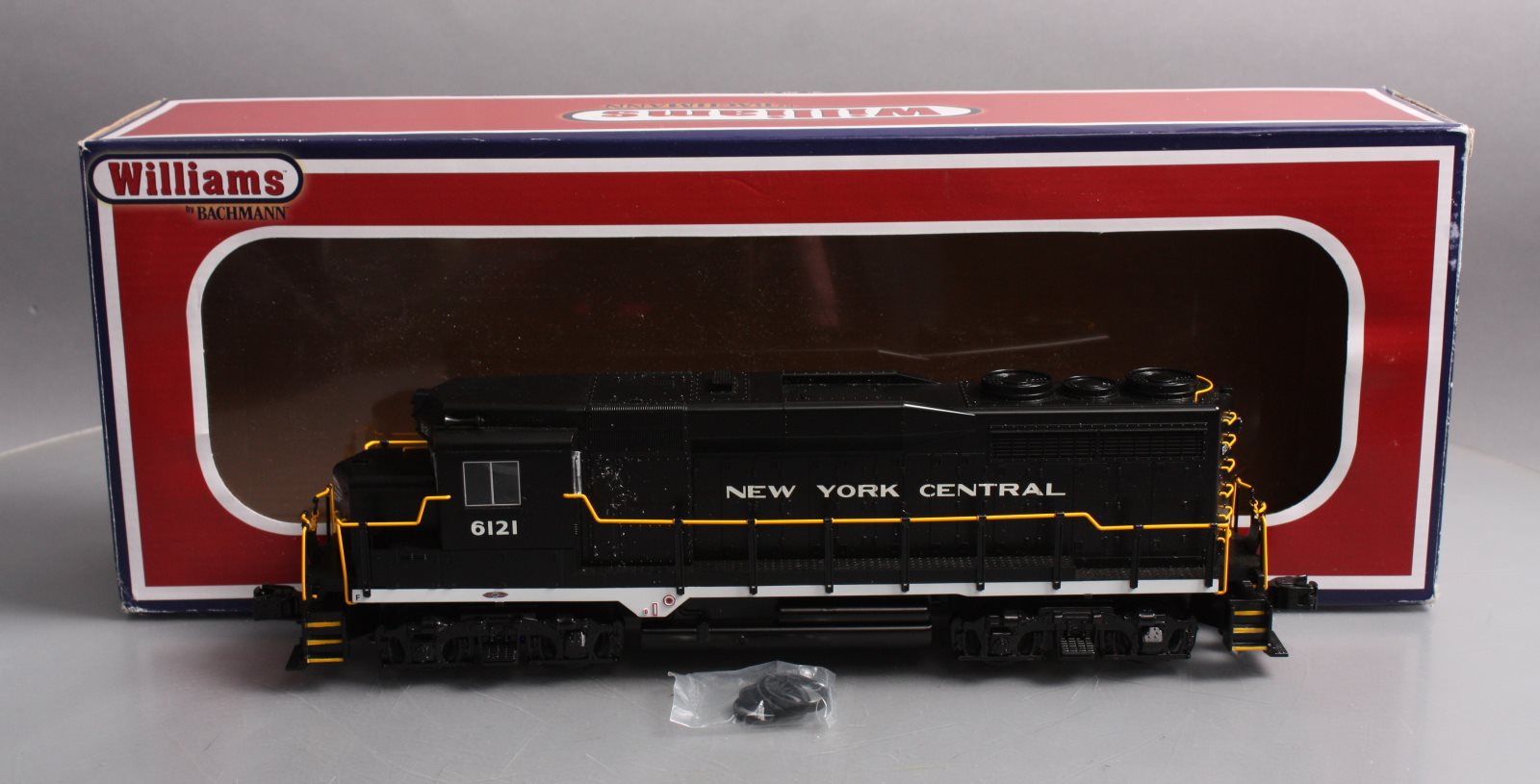 Williams 22901 O New York Central GP30 Diesel Locomotive #6121