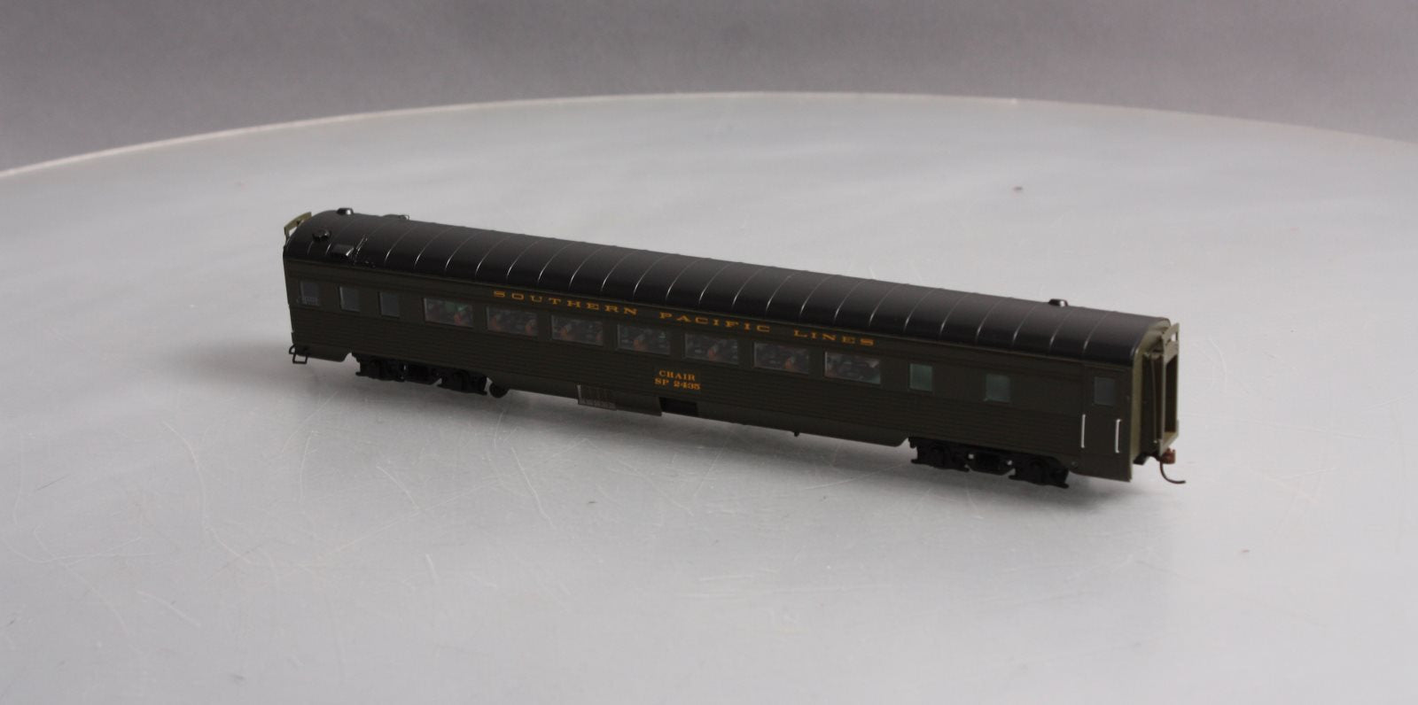 Athearn G97121 HO Southern Pacific General Service 77' PS Chair Car #2435