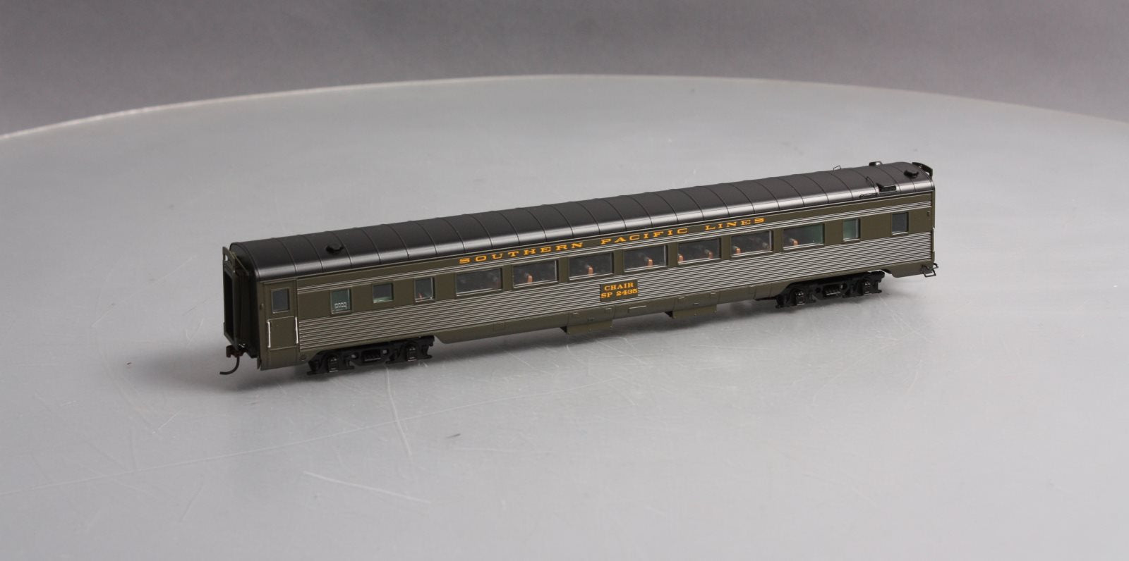 Athearn G97121 HO Southern Pacific General Service 77' PS Chair Car #2435
