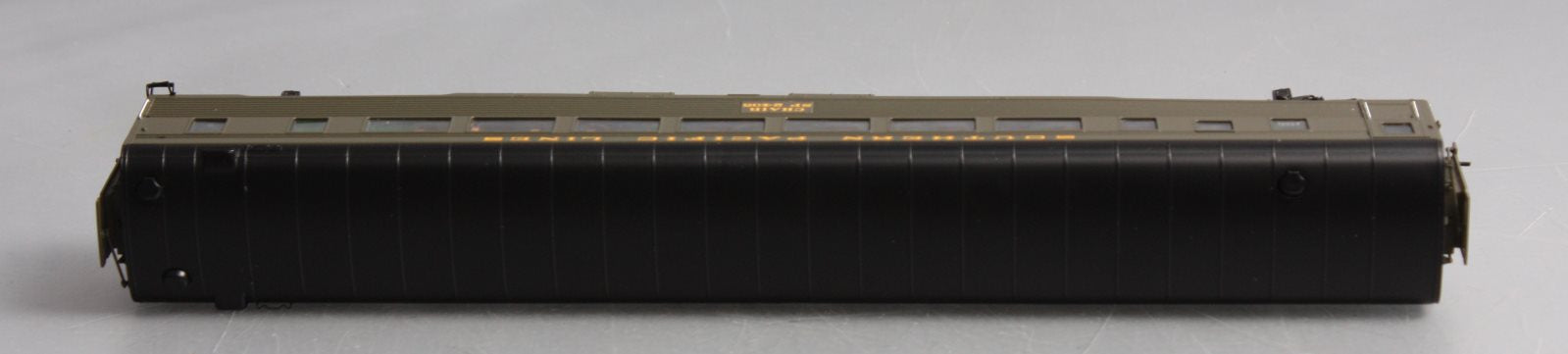Athearn G97121 HO Southern Pacific General Service 77' PS Chair Car #2435