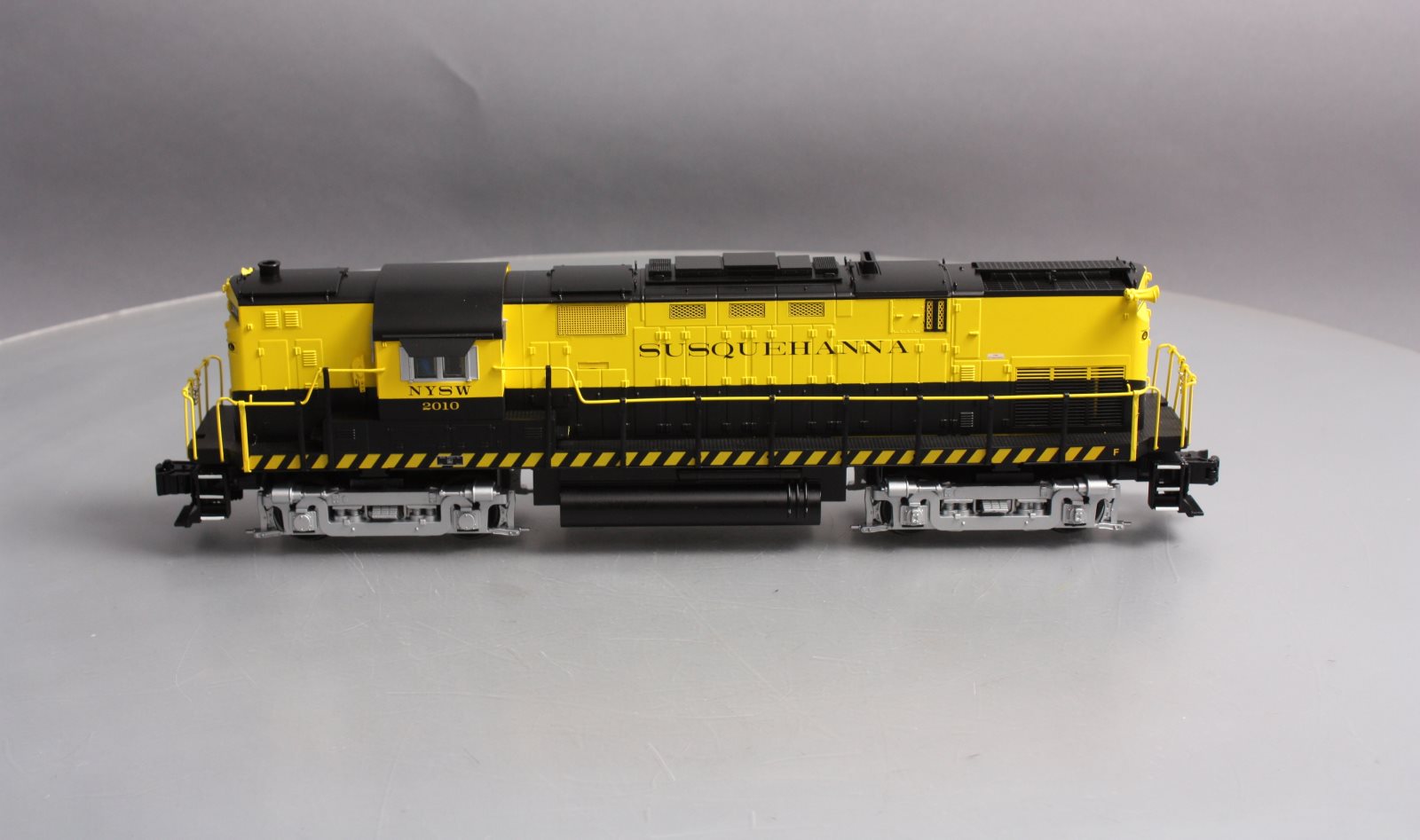 Lionel 1933480 O Susquehanna Legacy C-420 Diesel Locomotive #2010