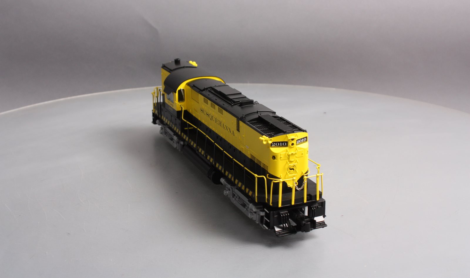 Lionel 1933480 O Susquehanna Legacy C-420 Diesel Locomotive #2010