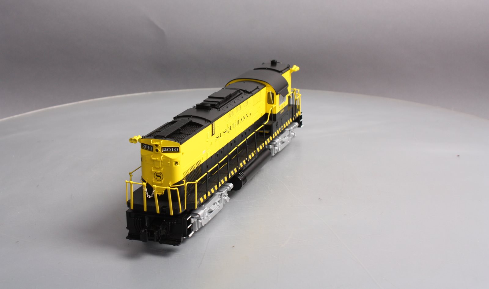 Lionel 1933480 O Susquehanna Legacy C-420 Diesel Locomotive #2010