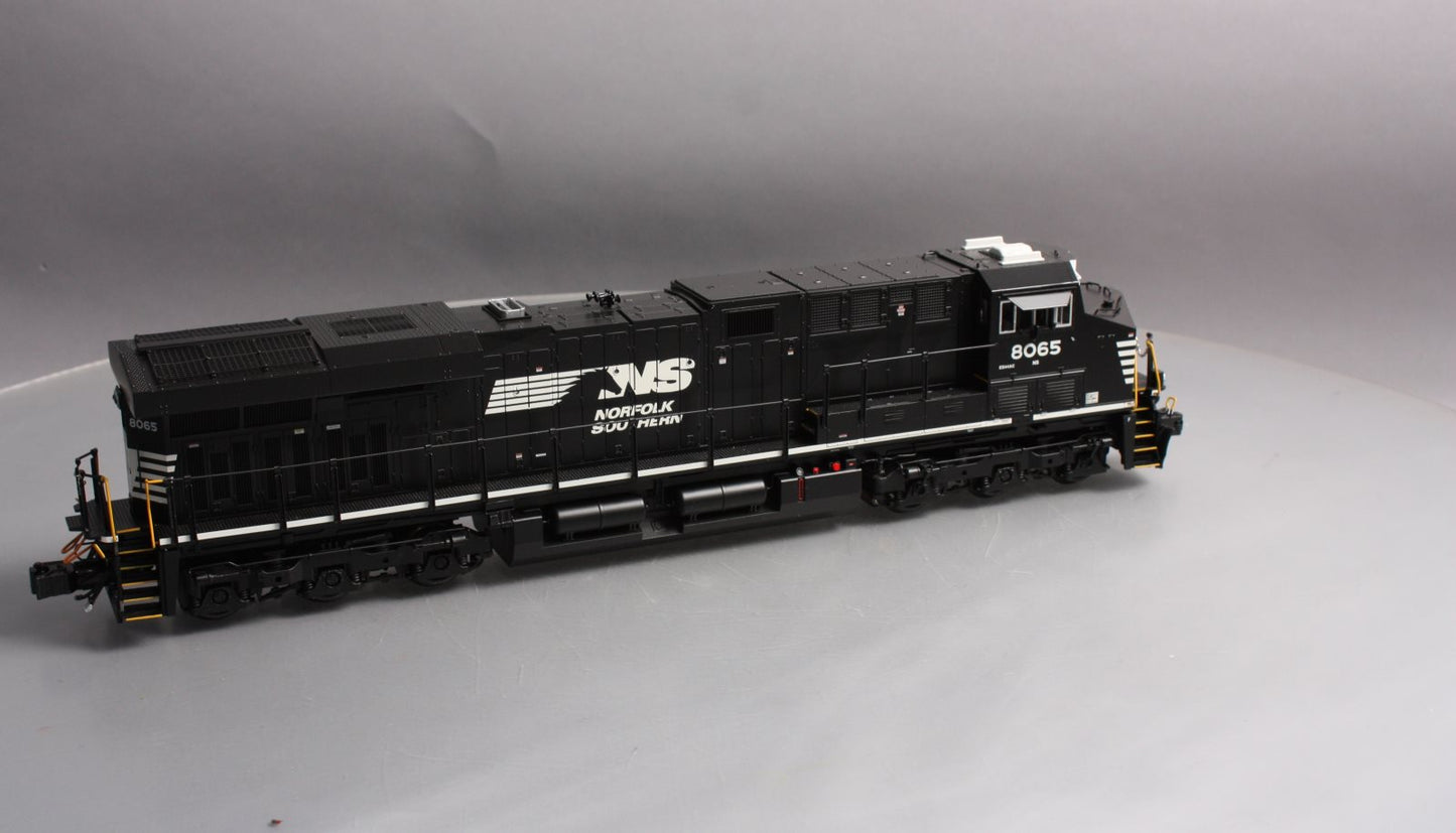 Lionel 6-82210 O Gauge BTO Norfolk Southern ES44AC Diesel Engine #8065 w LEGACY