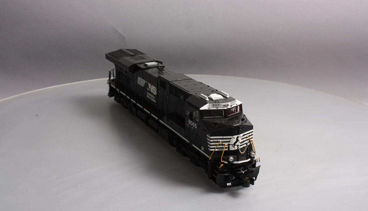 Lionel 6-82210 O Gauge BTO Norfolk Southern ES44AC Diesel Engine #8065 w LEGACY