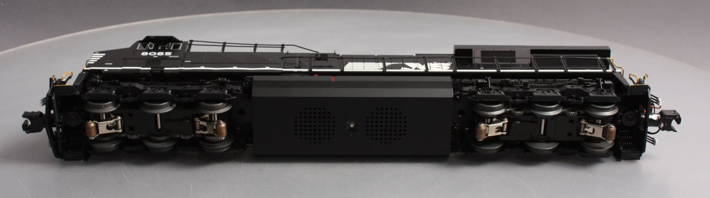 Lionel 6-82210 O Gauge BTO Norfolk Southern ES44AC Diesel Engine #8065 w LEGACY