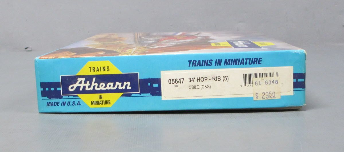 Athearn 05647 HO CB&Q 34' Ribbed Hopper With Load (Pack of 5)
