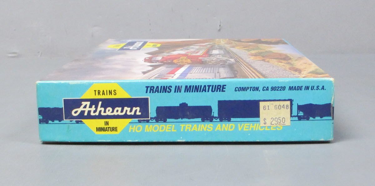Athearn 05647 HO CB&Q 34' Ribbed Hopper With Load (Pack of 5)