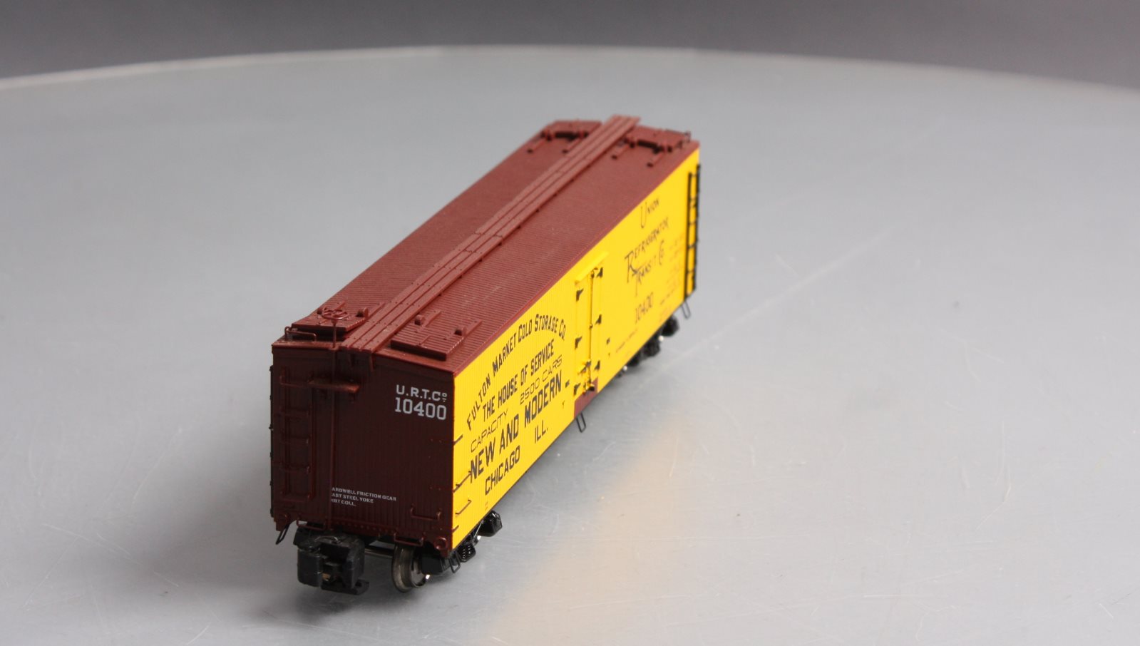 MTH 35-78003 S Fulton Market 40' Woodside Reefer #10400