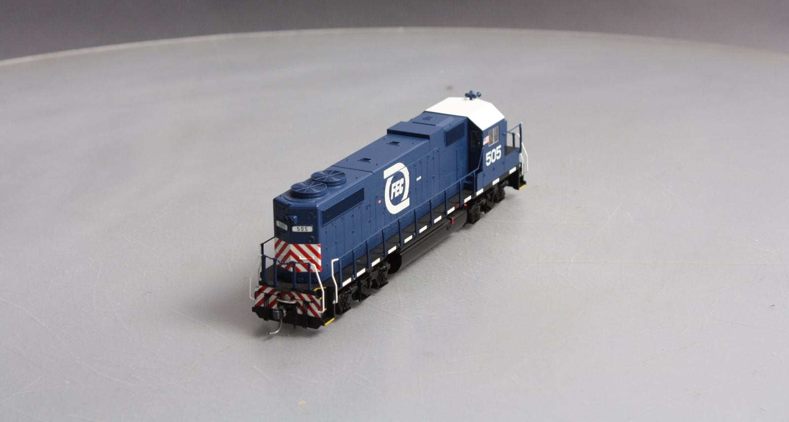 MTH 85-20620 HO Scale FEC GP38-2 Diesel Locomotive #505 DCC Ready