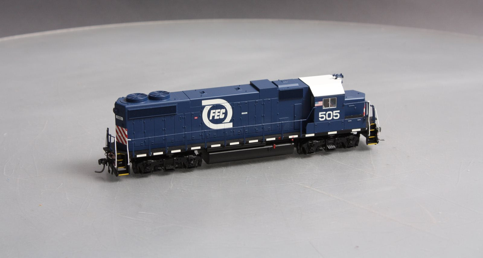 MTH 85-20620 HO Scale FEC GP38-2 Diesel Locomotive #505 DCC Ready