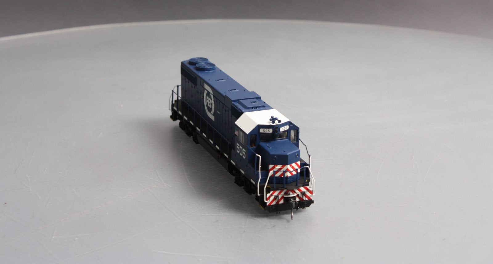 MTH 85-20620 HO Scale FEC GP38-2 Diesel Locomotive #505 DCC Ready