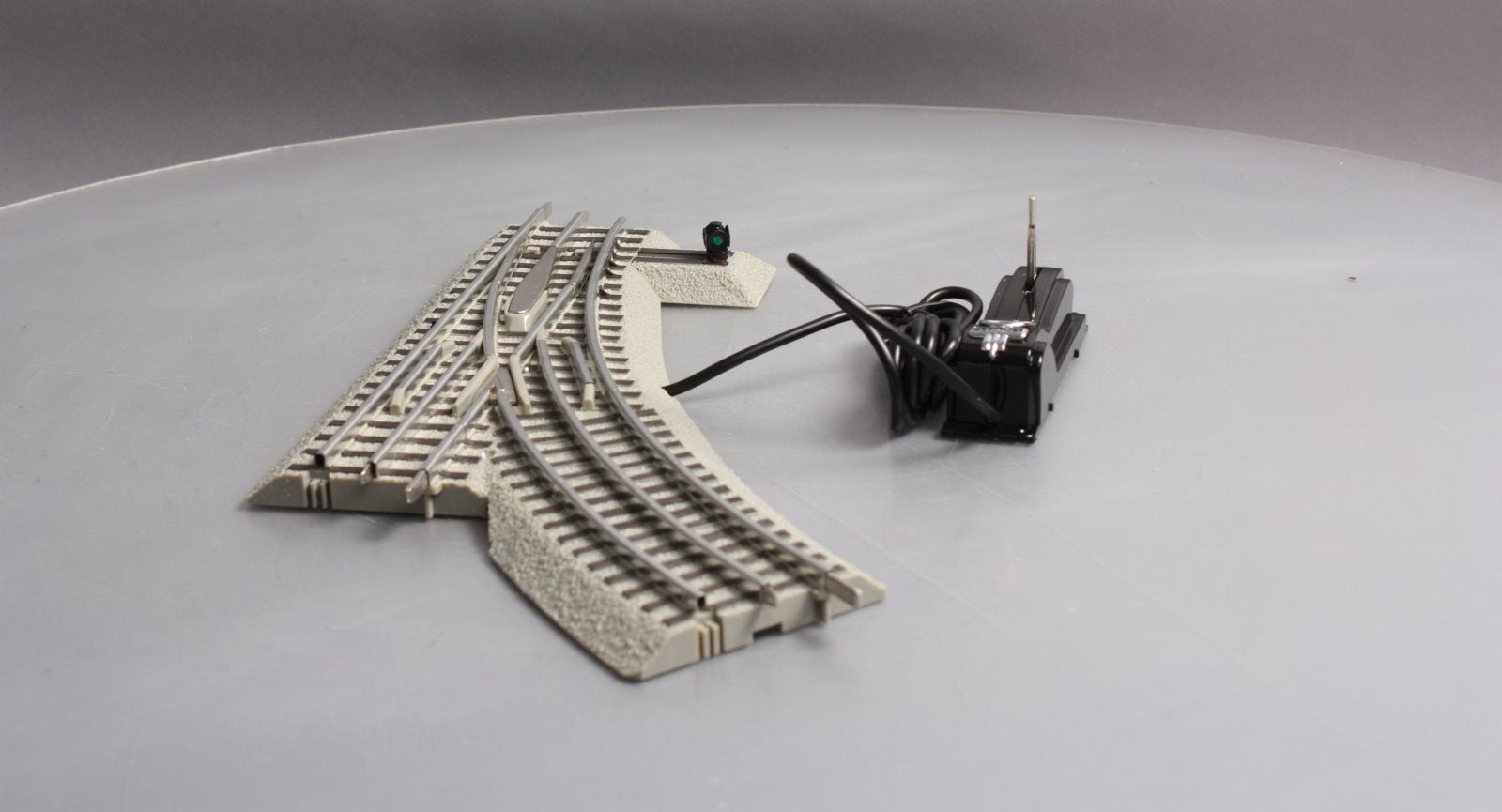 Lionel 6-81947 O-36 Remote Left Hand FasTrack Remote/Command Switch Turnout LN/Box