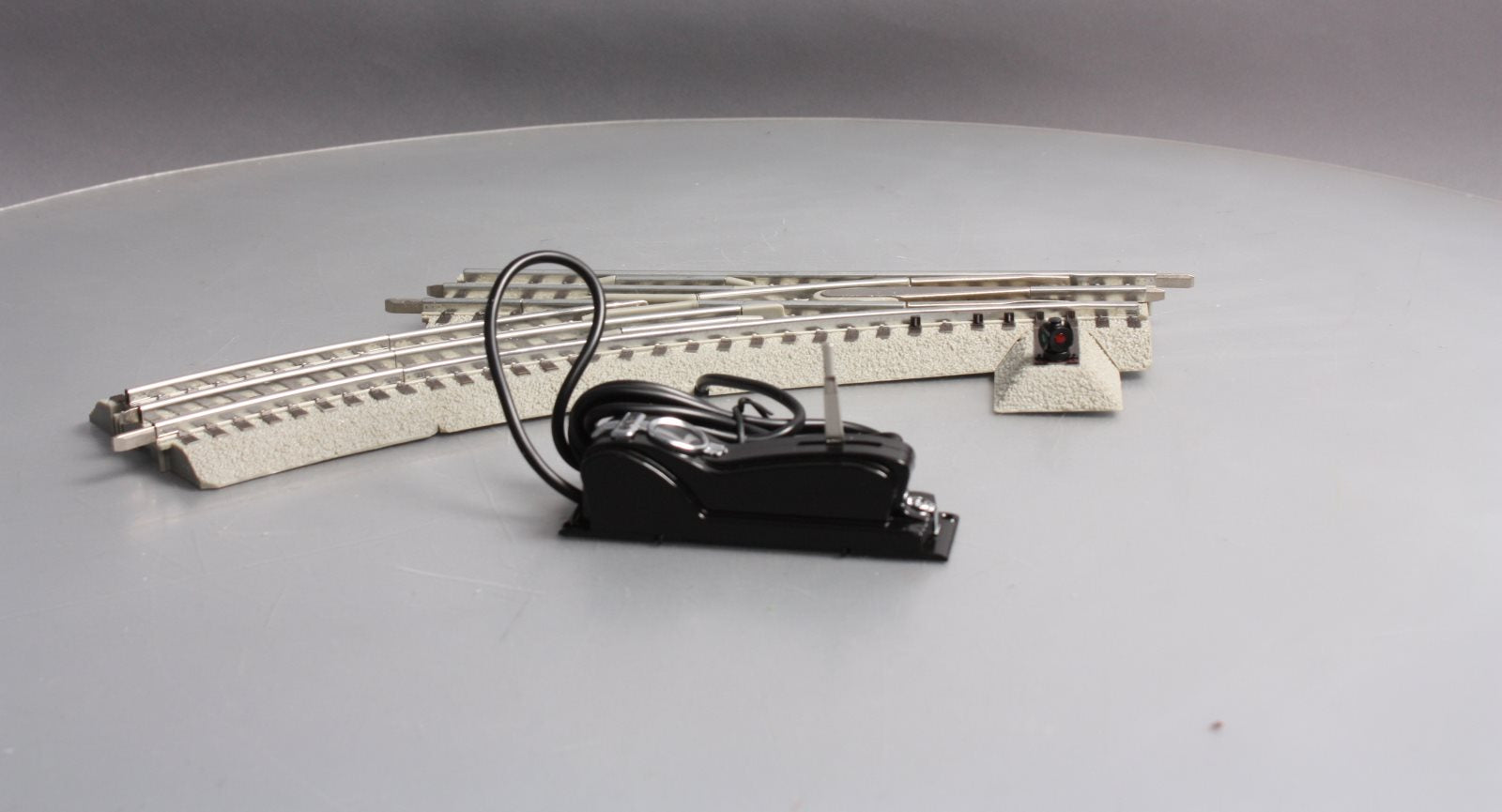 Lionel 6-81947 O-36 Remote Left Hand FasTrack Remote/Command Switch Turnout LN/Box