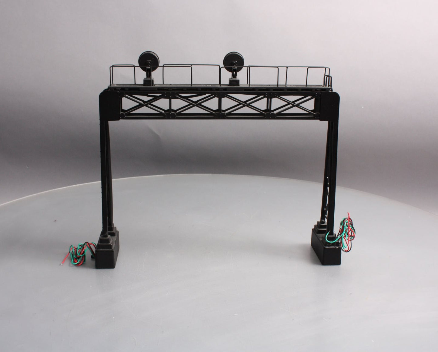 MTH 30-11030 O Gauge Pennsylvania Operating Signal Bridge LN/Box