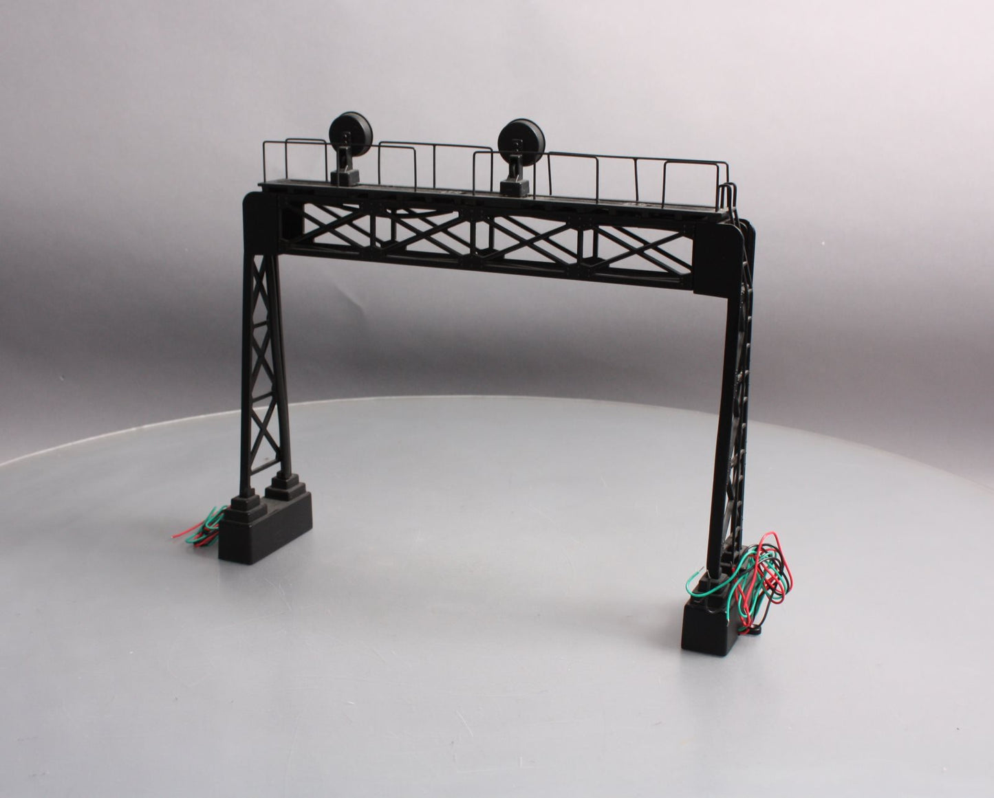 MTH 30-11030 O Gauge Pennsylvania Operating Signal Bridge LN/Box