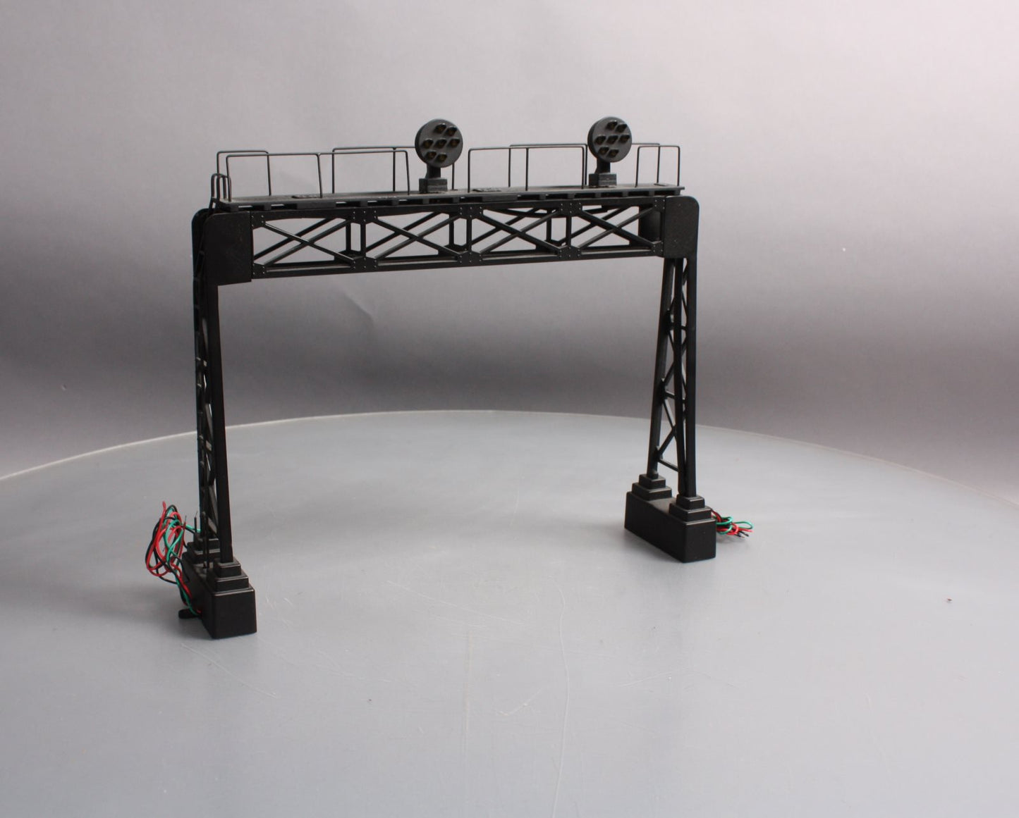 MTH 30-11030 O Gauge Pennsylvania Operating Signal Bridge EX/Box