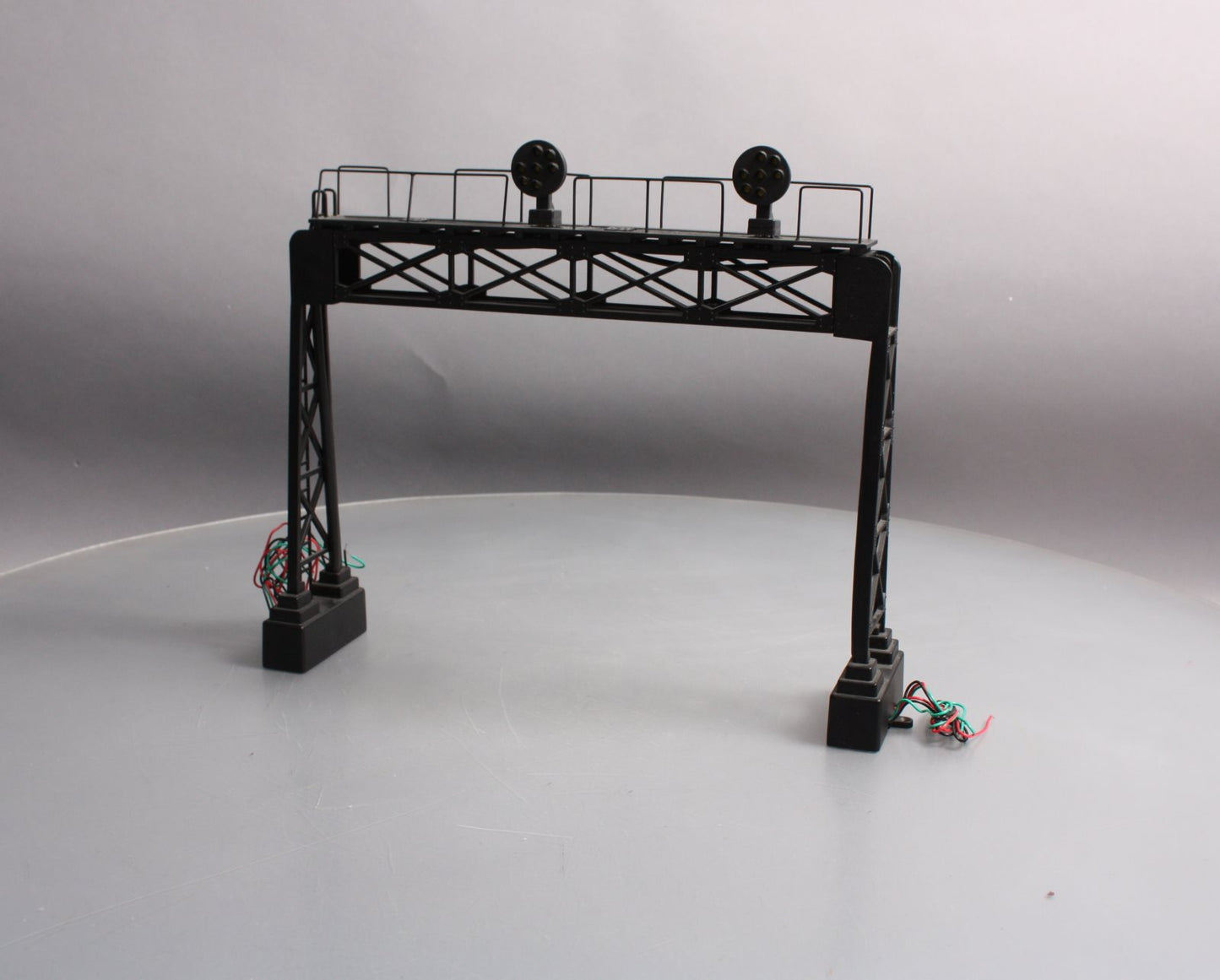 MTH 30-11030 O Gauge Pennsylvania Operating Signal Bridge LN/Box