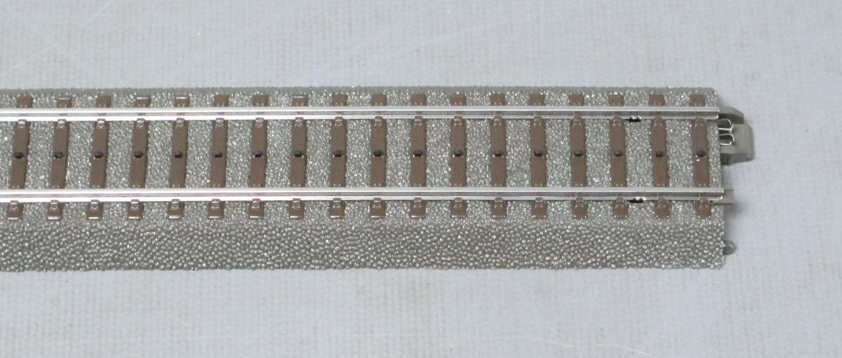 Marklin 29000 HO Scale 110 Volt Digital Command Station, Power Pack & Track Set