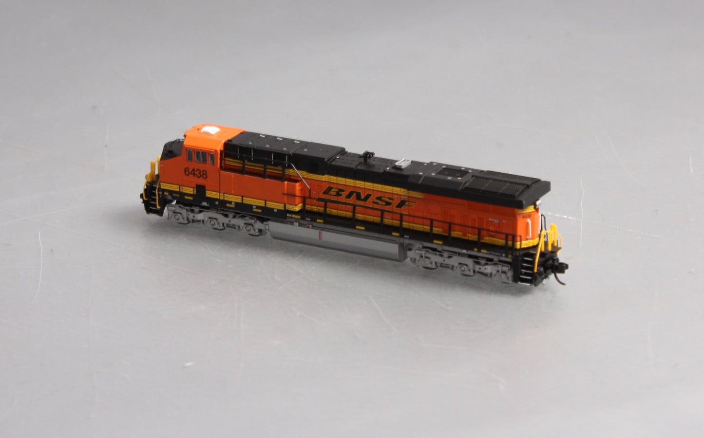 Broadway Limited 3891 N BNSF GE ES44AC Diesel Locomotive Sound/DCC #6438