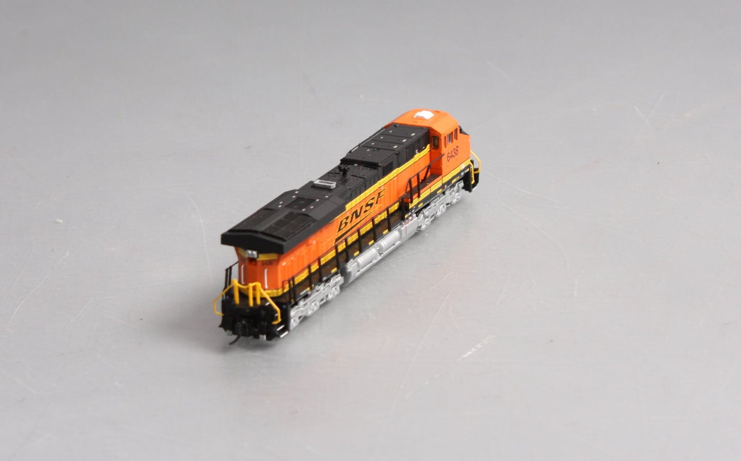 Broadway Limited 3891 N BNSF GE ES44AC Diesel Locomotive Sound/DCC #6438