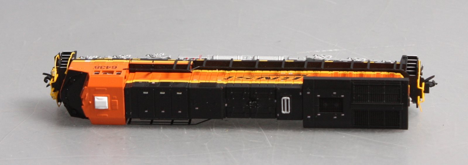 Broadway Limited 3891 N BNSF GE ES44AC Diesel Locomotive Sound/DCC #6438