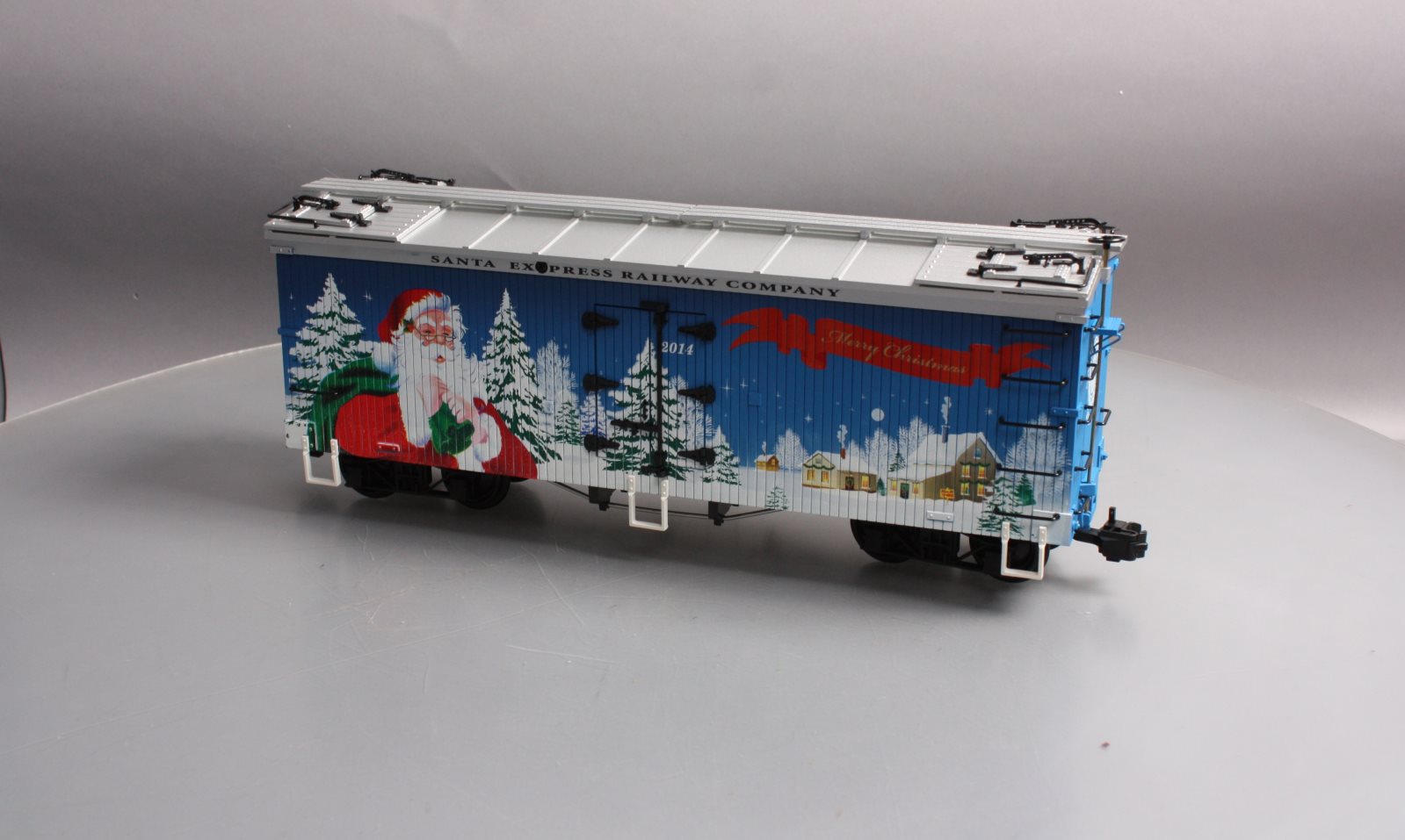 USA Trains R13032 G Christmas 2014 Refrigerator Car (Plastic Wheels)