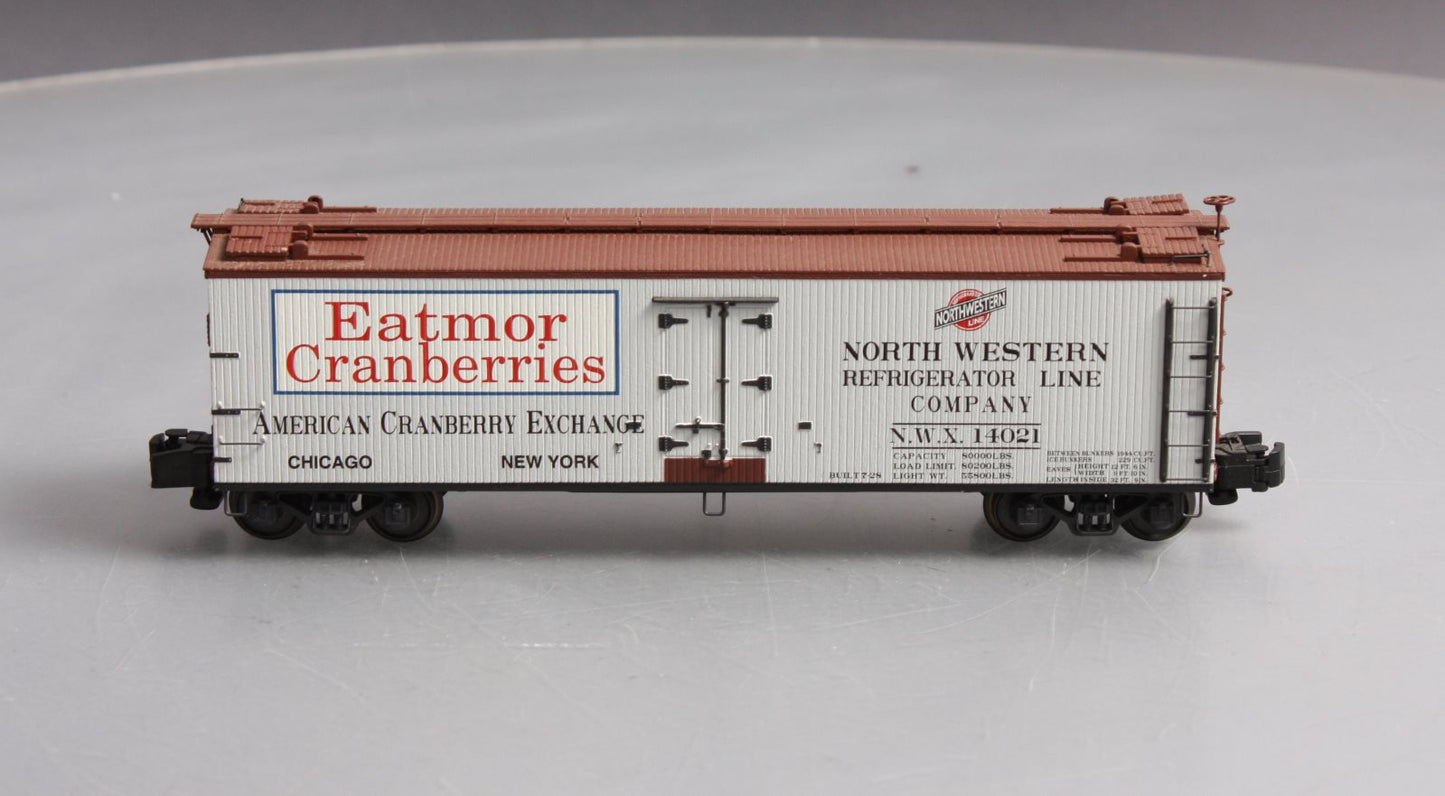 S-Helper 02045 S Scale  "Eat More Cranberries" Reefer Car LN/Box