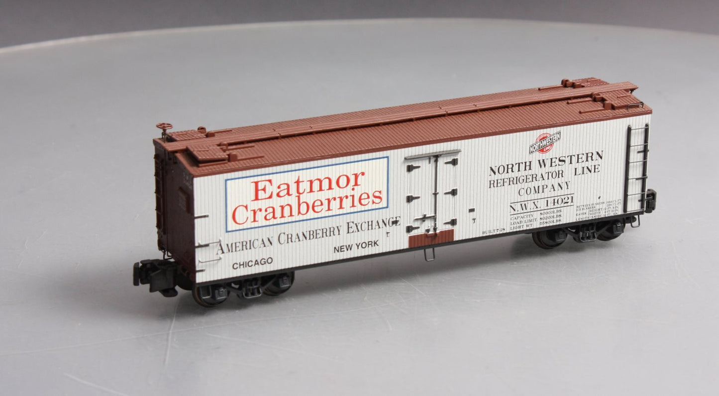 S-Helper 02045 S Scale  "Eat More Cranberries" Reefer Car LN/Box