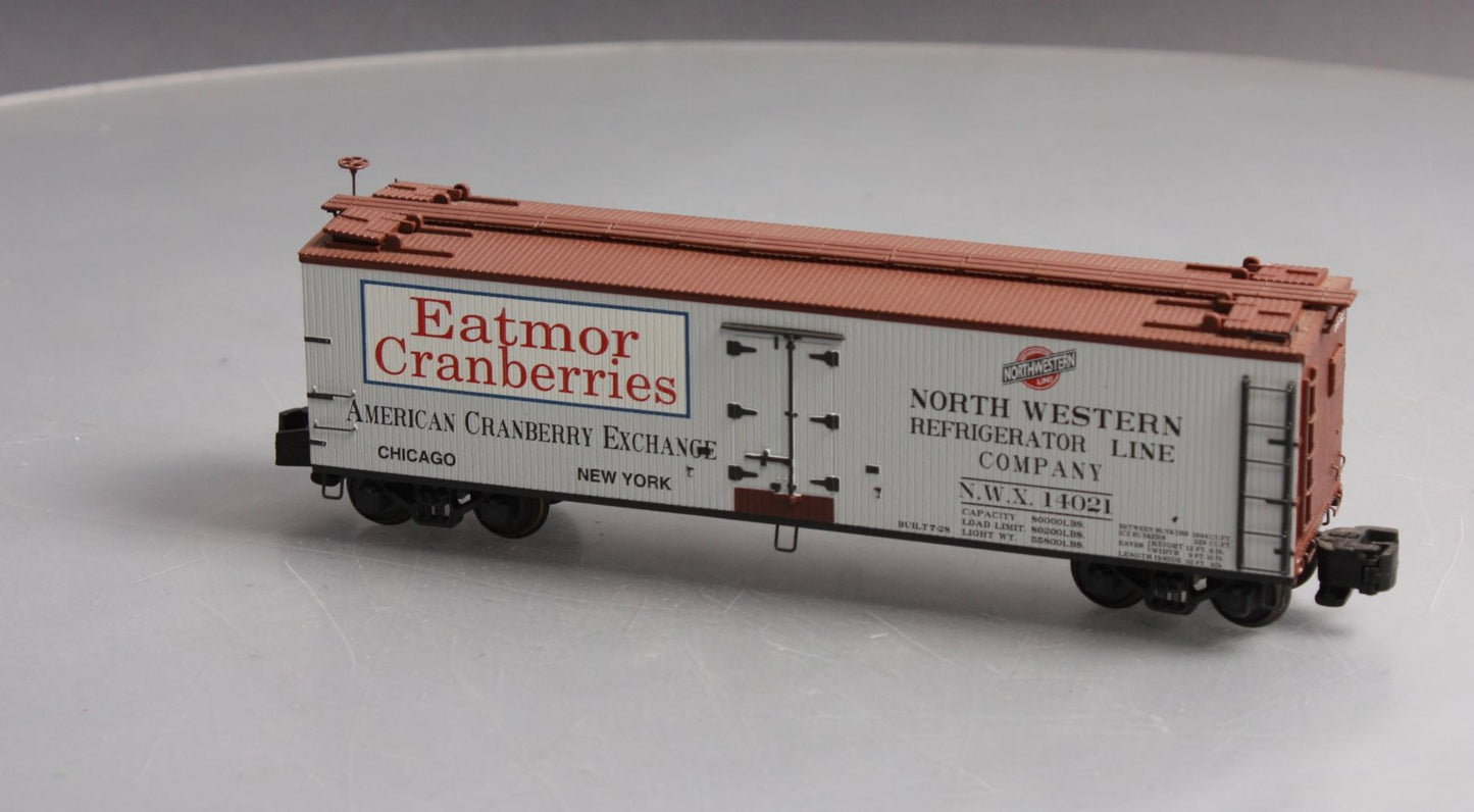 S-Helper 02045 S Scale  "Eat More Cranberries" Reefer Car LN/Box