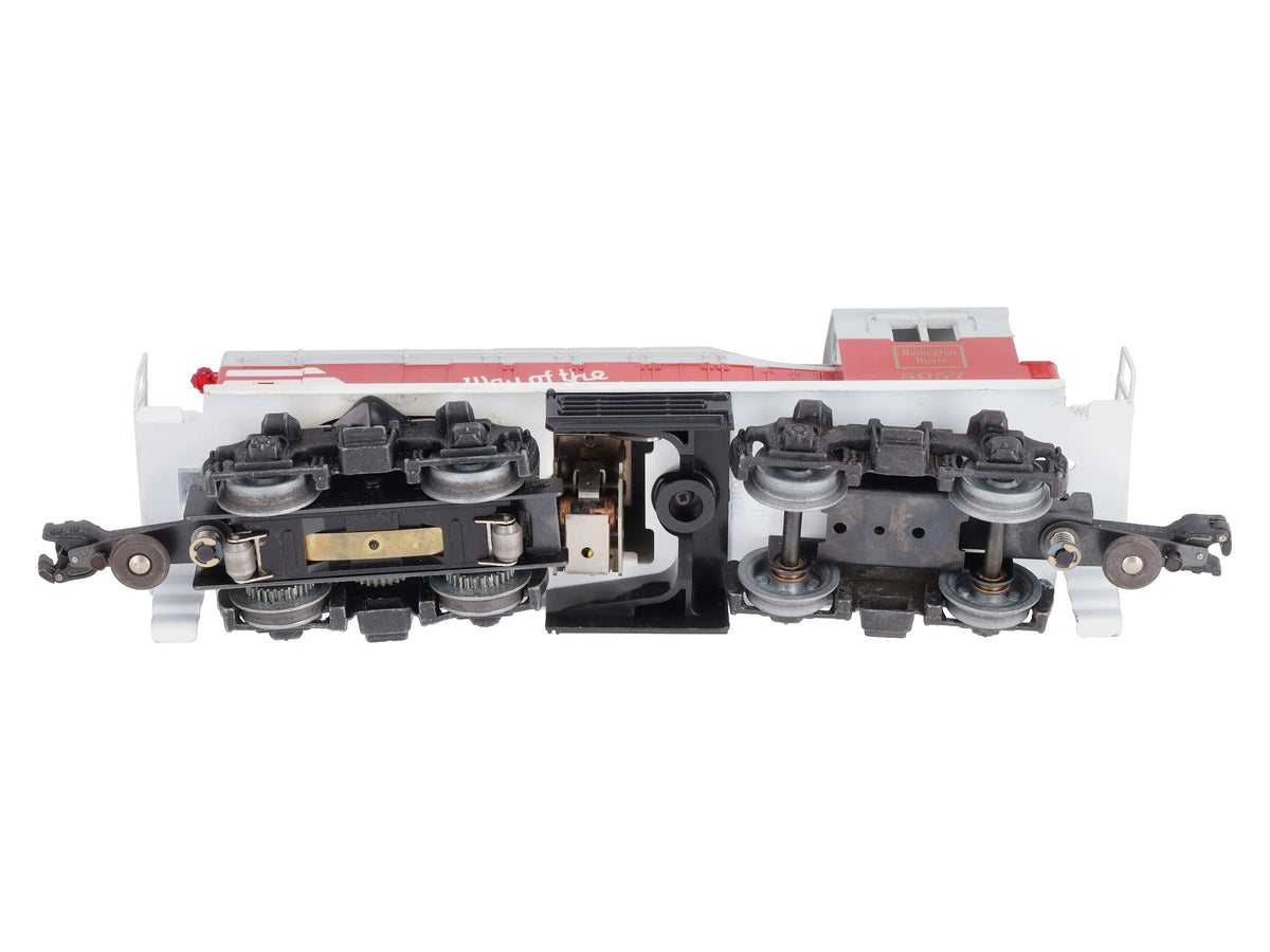 Lionel 6-8057 O Gauge Burlington SW1 Switcher #8057 NIB