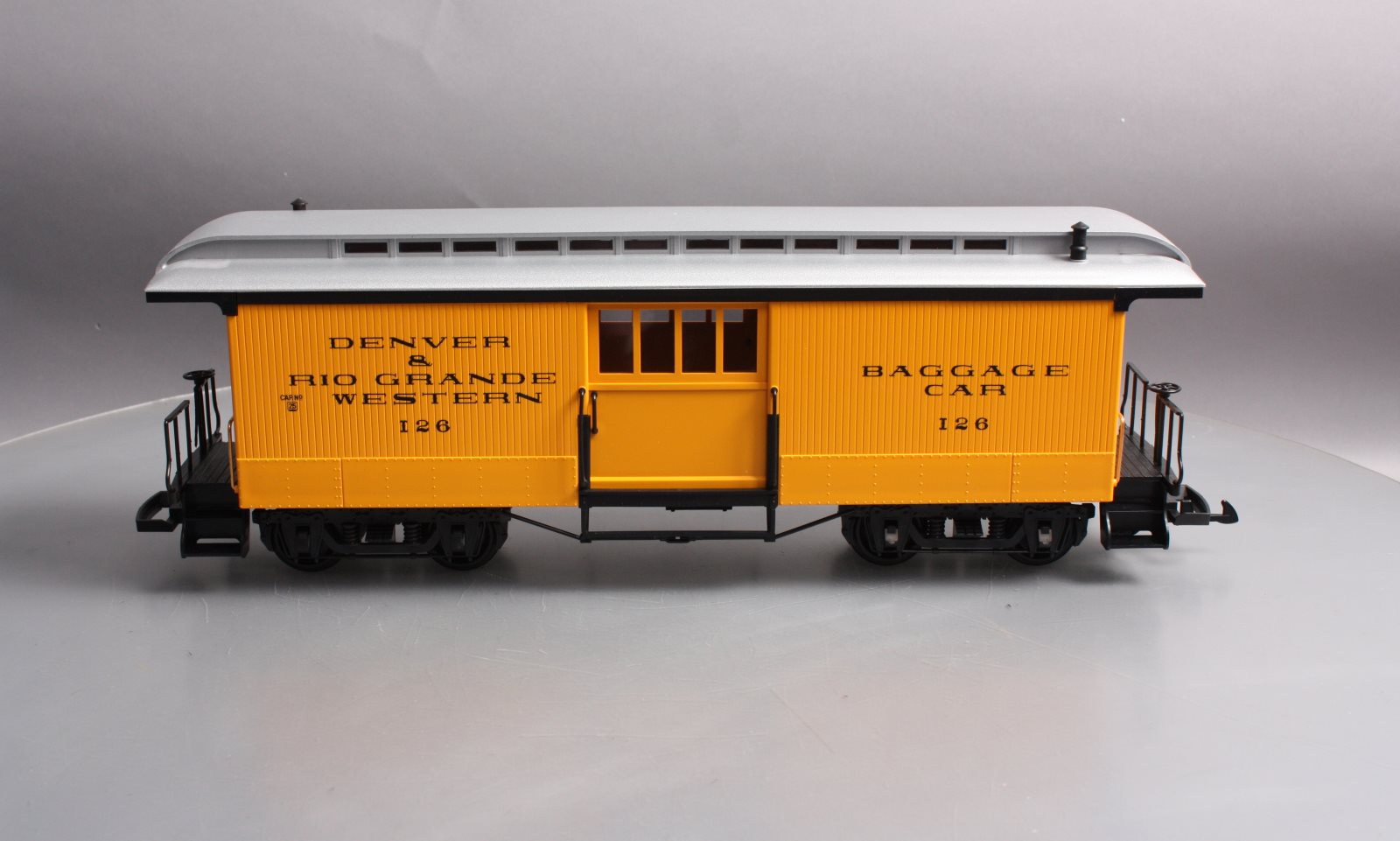 LGB 3084 G Scale D&RG Yellow & Silver Baggage Car #126 LN/Box