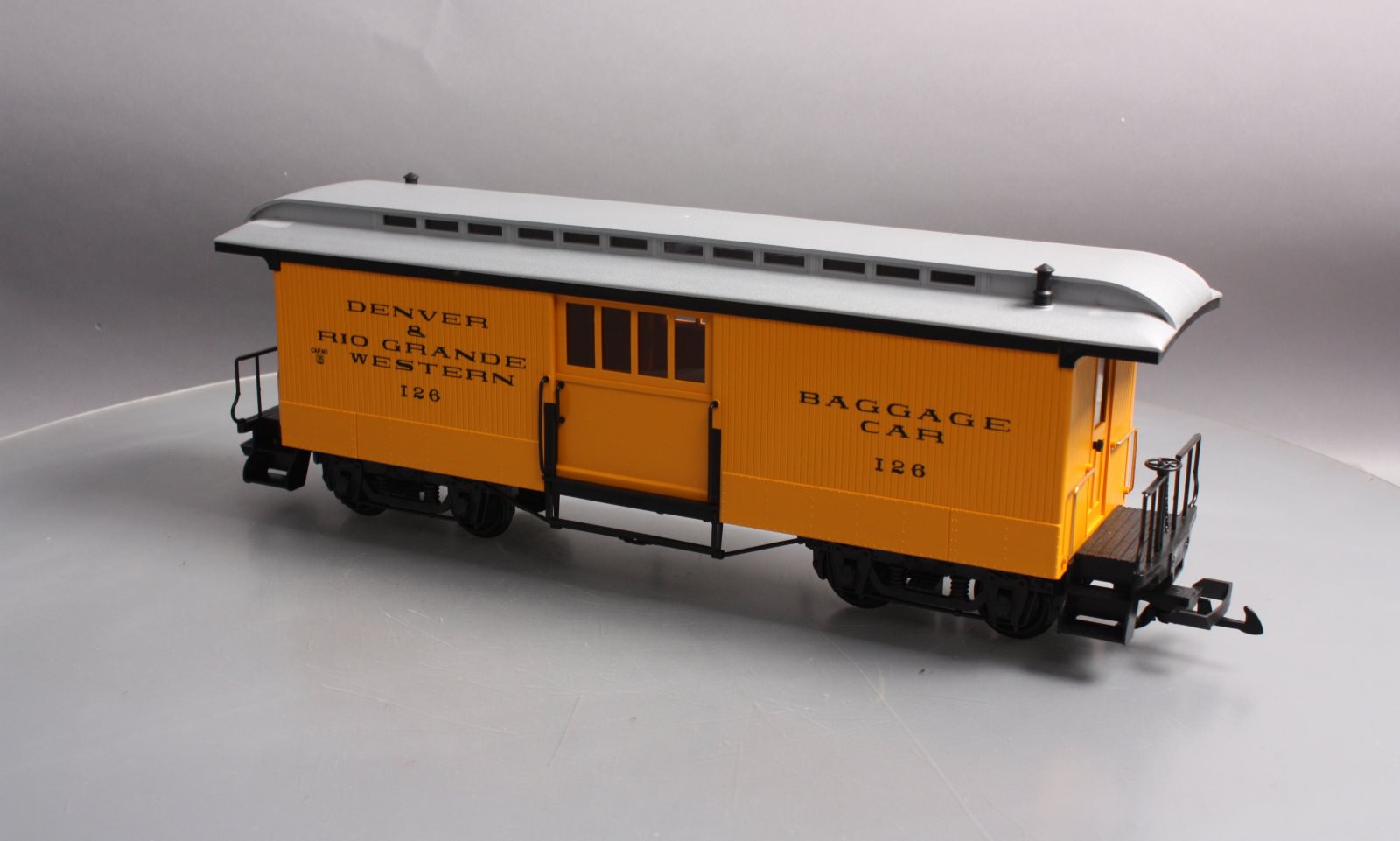 LGB 3084 G Scale D&RG Yellow & Silver Baggage Car #126 LN/Box