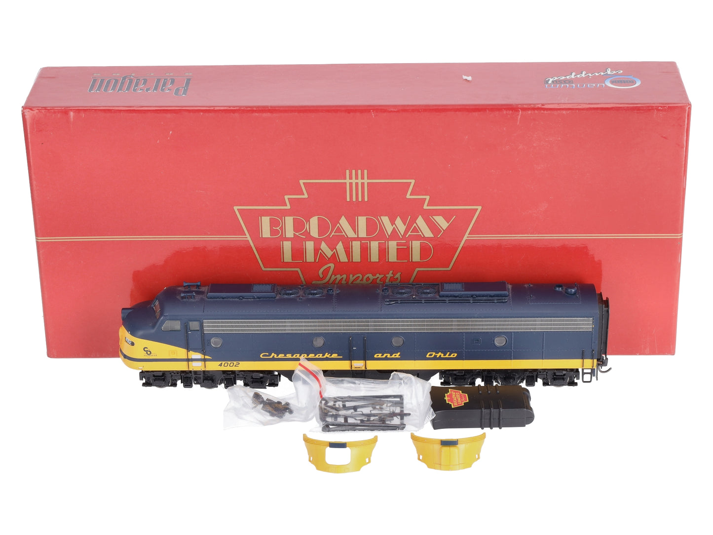 Broadway Limited 447 HO C&O Paragon Series EMD E8A Diesel Locomotive #4002