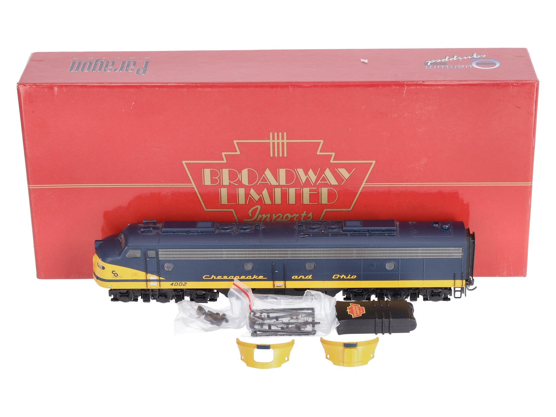 Broadway Limited 447 HO C&O Paragon Series EMD E8A Diesel Locomotive #4002