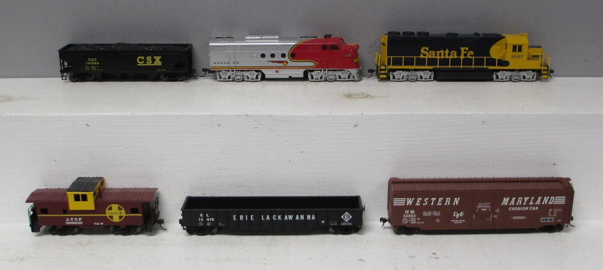 Bachmann 00501 Santa Fe Digital Commander HO Gauge Diesel Starter Train Set