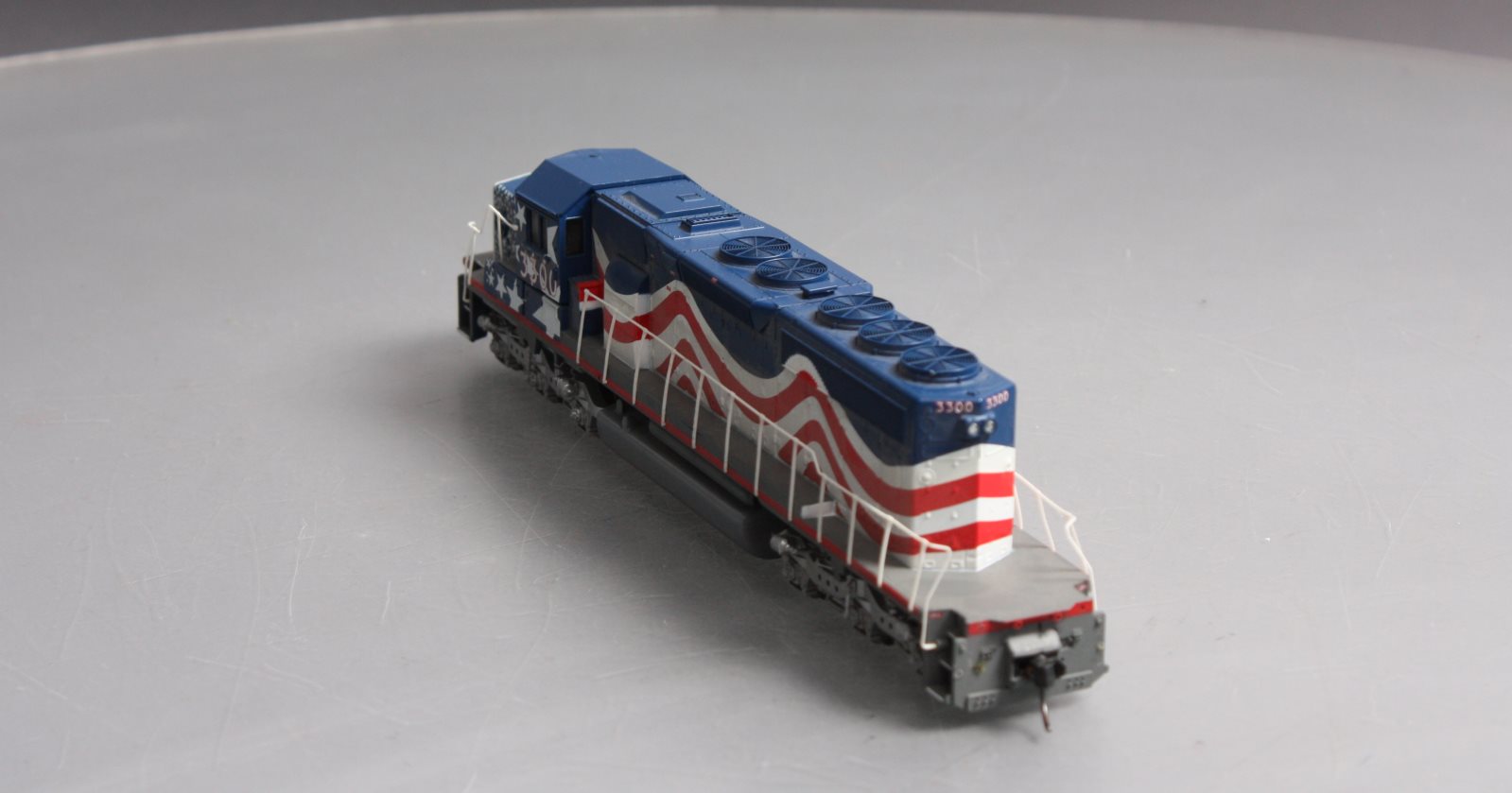 Athearn 71629 HO UP/United Way RTR SD40-2 Diesel Locomotive w/DCC & Sound #3300