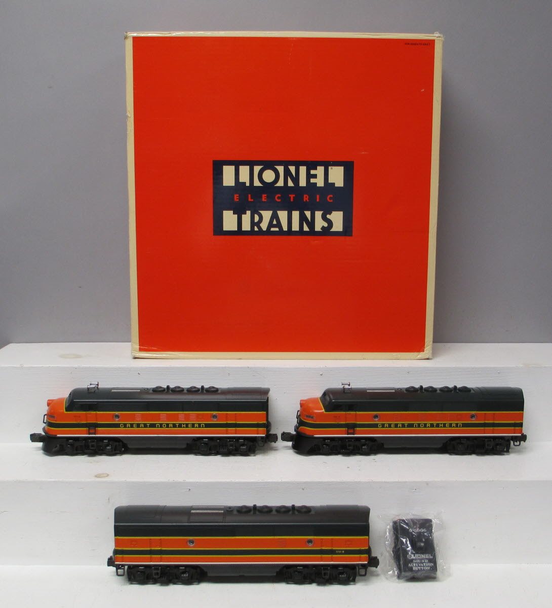Lionel 6-11724 O Gauge Great Northern F3 ABA Diesel Locomotive Set EX/Box