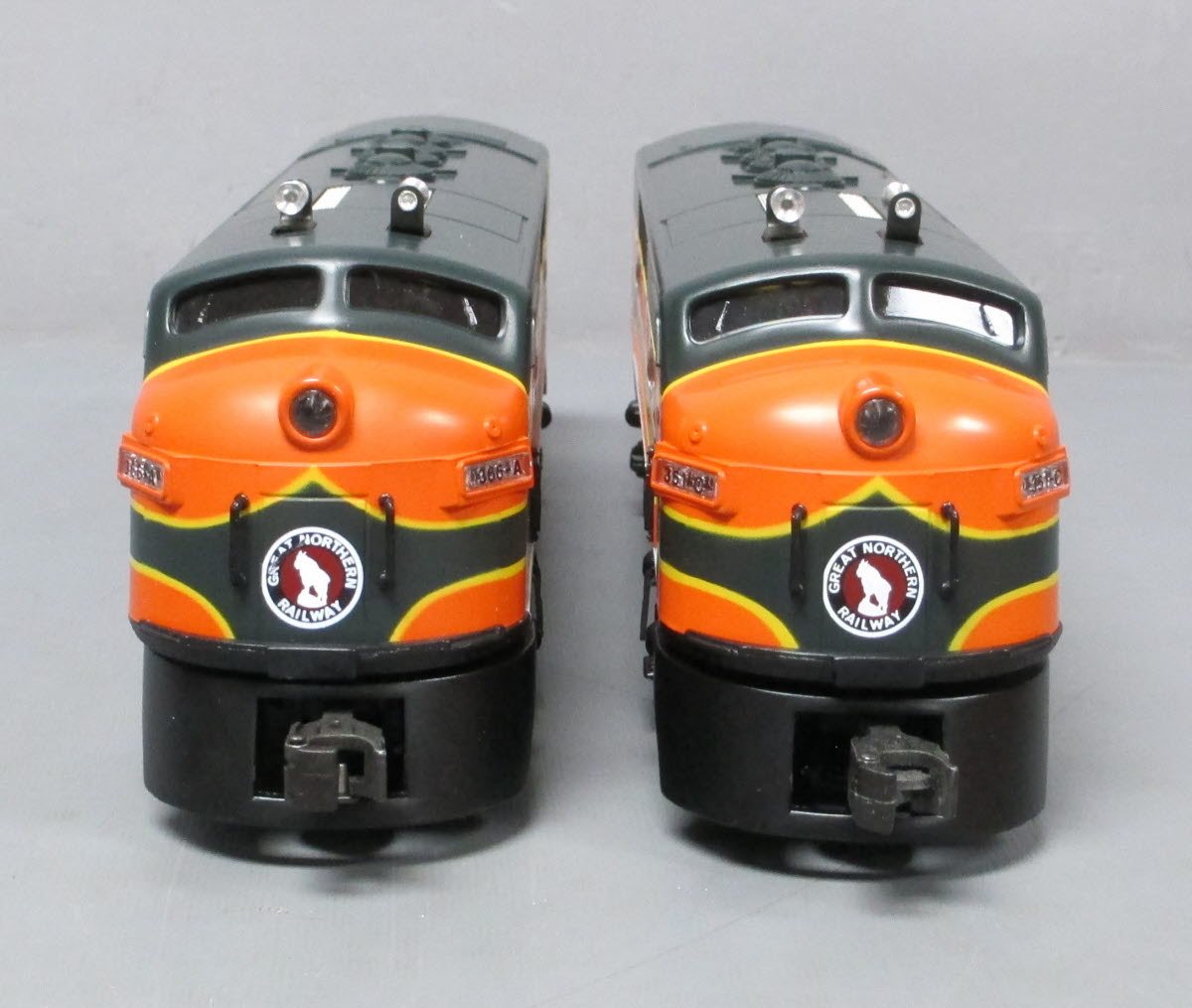 Lionel 6-11724 O Gauge Great Northern F3 ABA Diesel Locomotive Set EX/Box