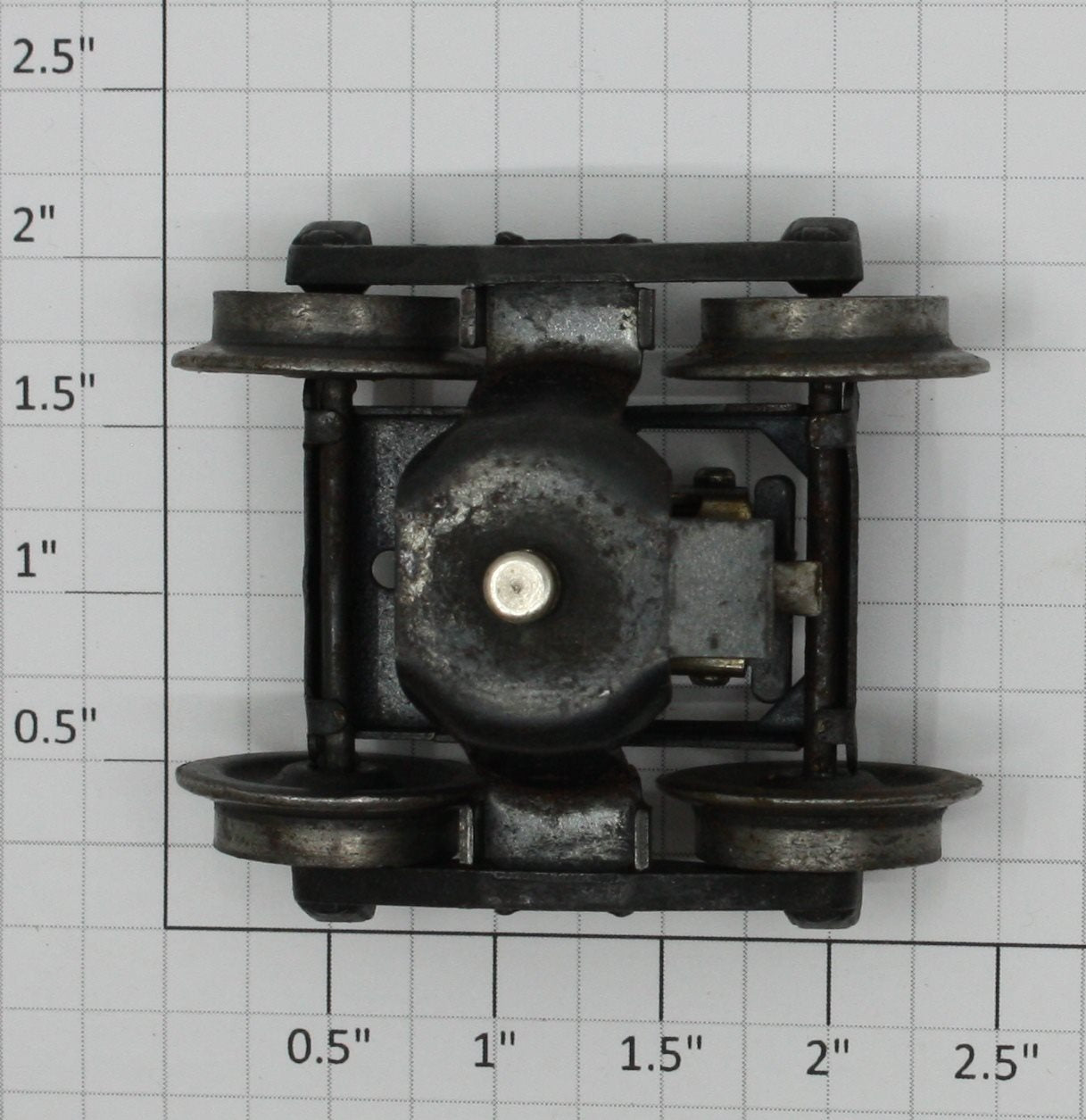 Lionel PT-5 Staple End Basic Light Truck w/ Collector Roller and Stud