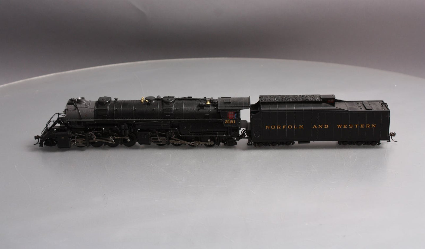 Broadway Limited 2100 HO Norfolk & Western Y6b 2-8-8-2 221 Tender #2191