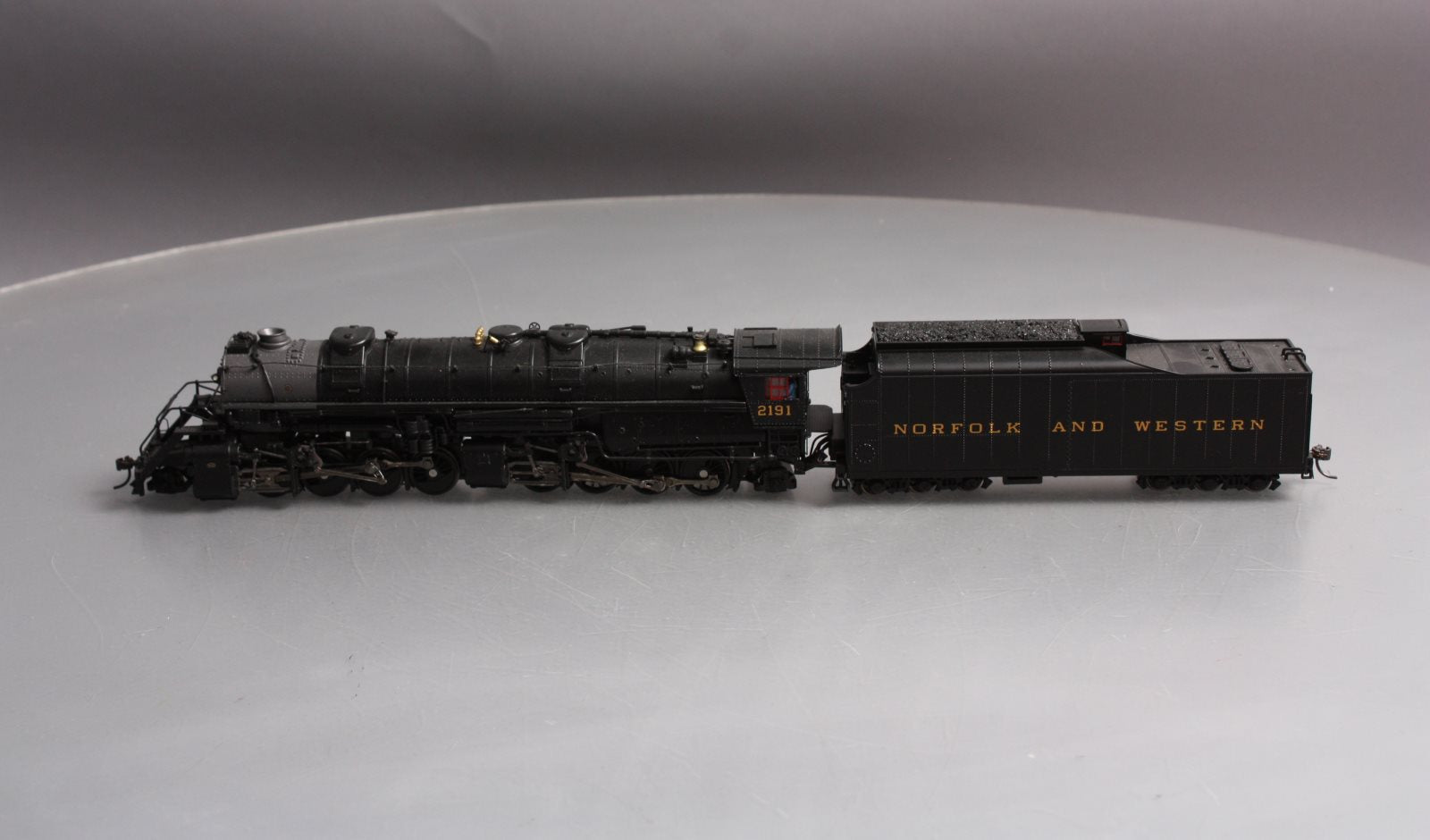 Broadway Limited 2100 HO Norfolk & Western Y6b 2-8-8-2 221 Tender #2191