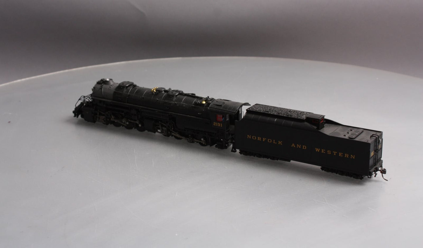 Broadway Limited 2100 HO Norfolk & Western Y6b 2-8-8-2 221 Tender #2191
