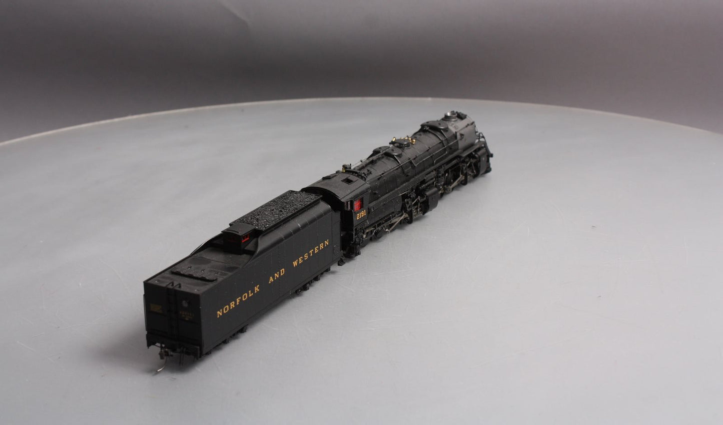 Broadway Limited 2100 HO Norfolk & Western Y6b 2-8-8-2 221 Tender #2191