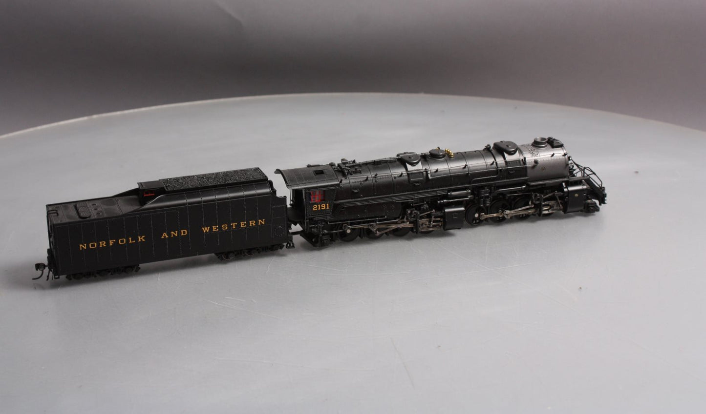 Broadway Limited 2100 HO Norfolk & Western Y6b 2-8-8-2 221 Tender #2191