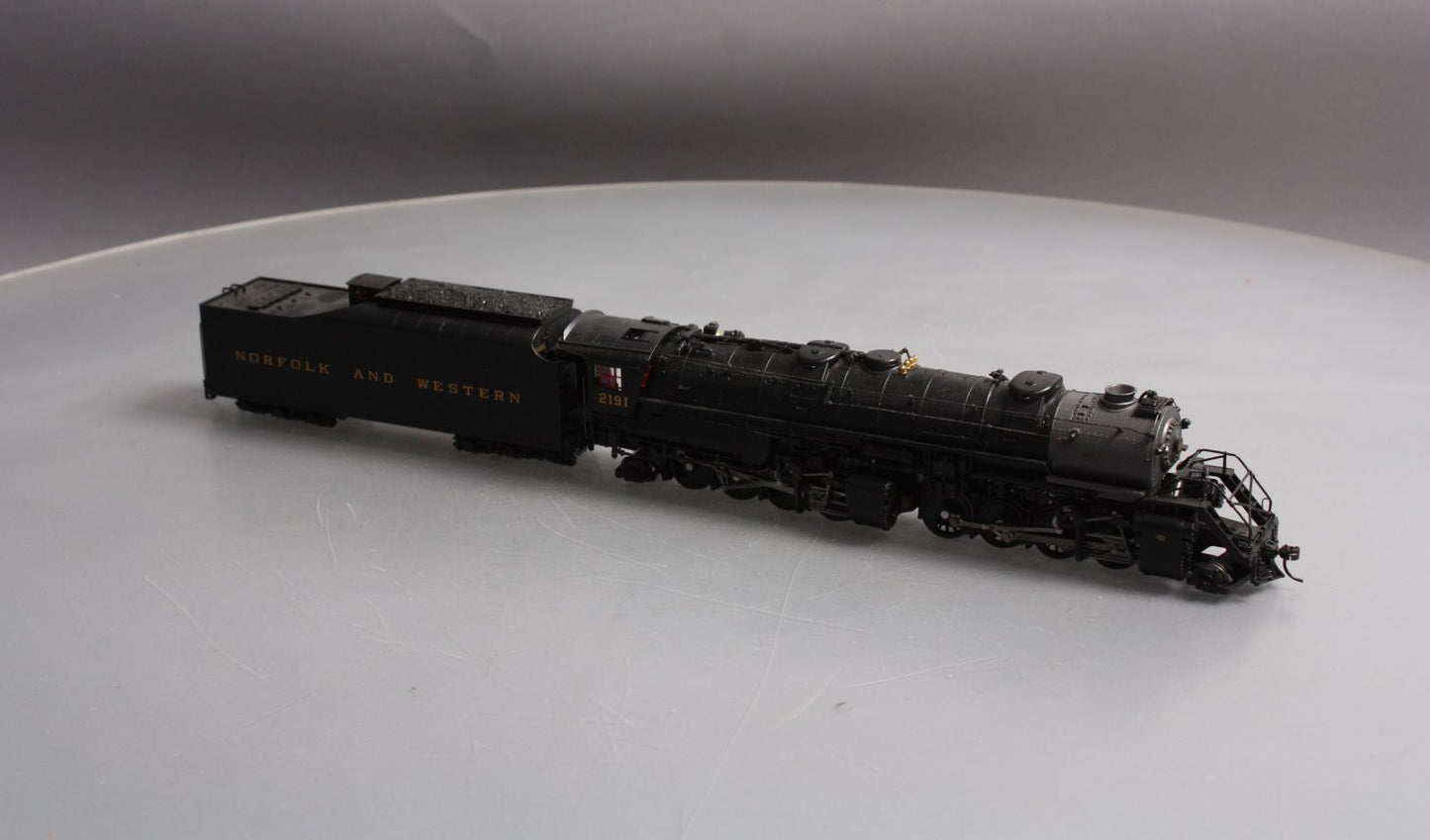 Broadway Limited 2100 HO Norfolk & Western Y6b 2-8-8-2 221 Tender #2191