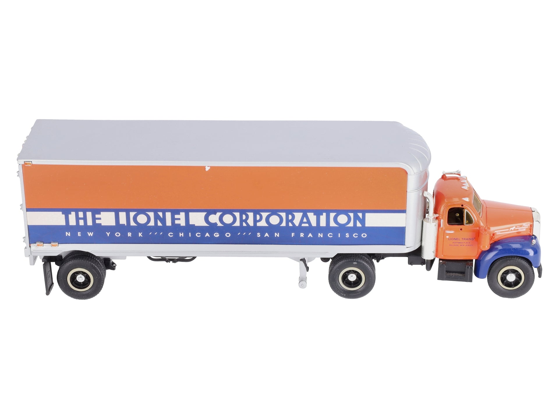 First Gear 19-0116 1:34 Scale Die-Cast 1960 Mack Model B-61 Truck & Trailer