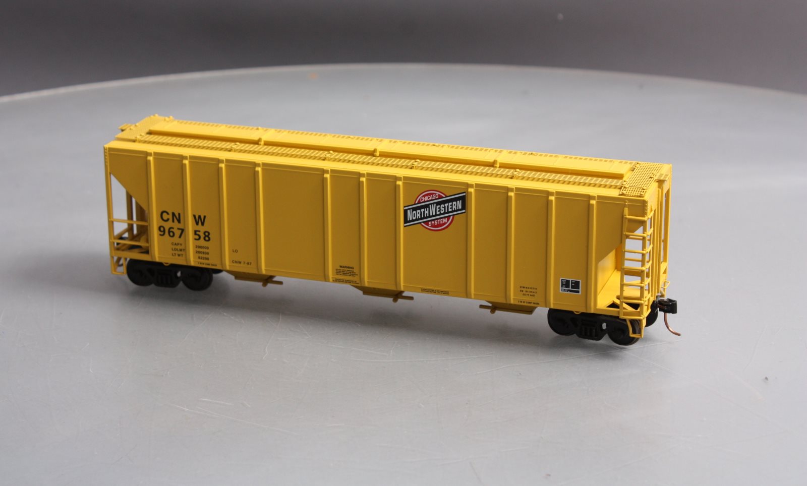 American Models 3304 S Scale CN&W 3-Bay Grain Hopper Car #96758 - Scale Wheels LN/Box