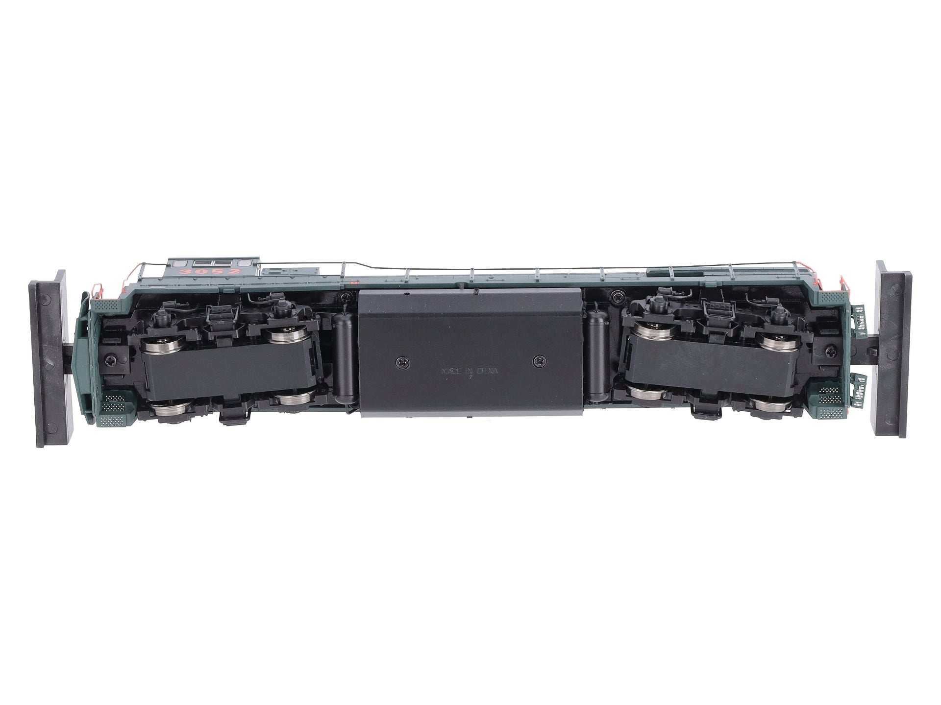 Proto 2000 920-41657 HO Scale Western Pacific GE U30B Diesel Locomotive #3052