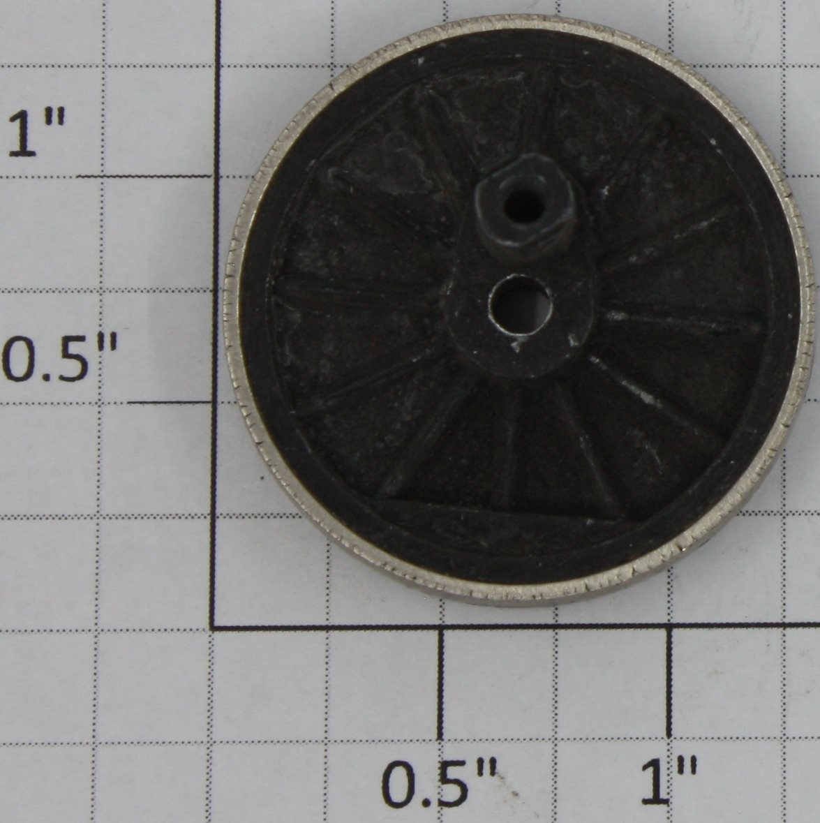 Lionel 1666M-7 Plain Center Wheel with Rim